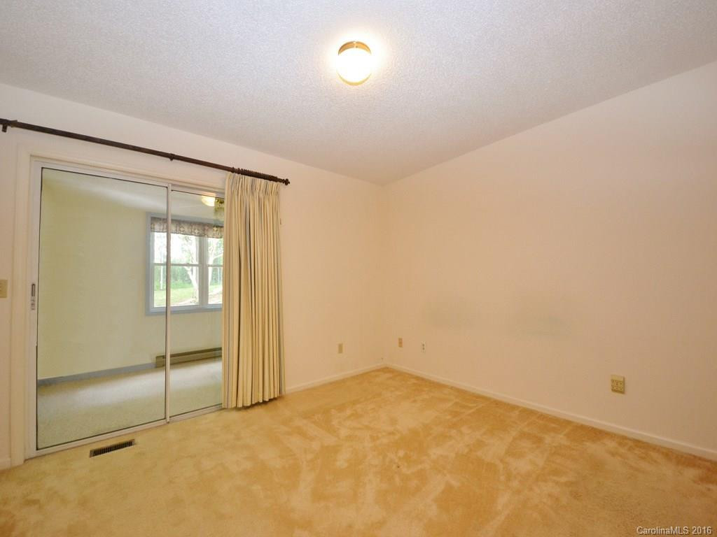 142 Exeter Court ## - Photo 7
