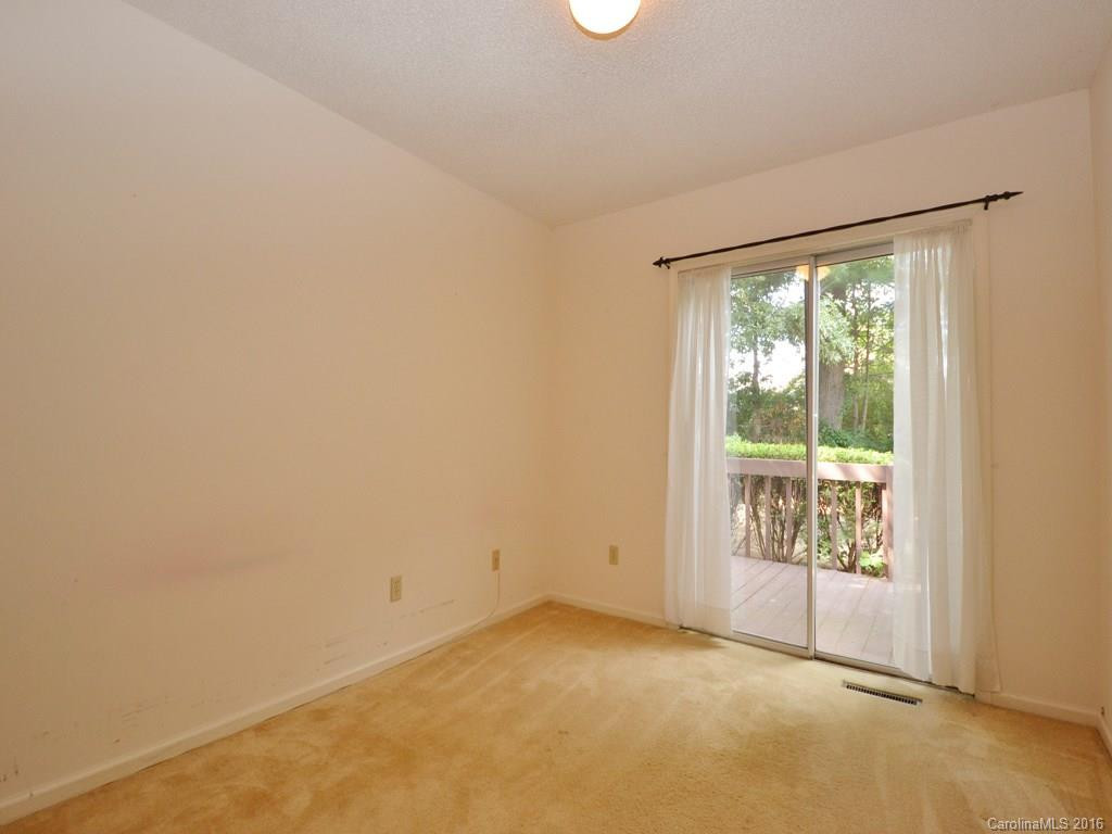 142 Exeter Court ## - Photo 10