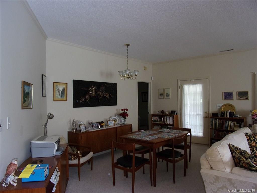 192 Cambridge Drive - Photo 6