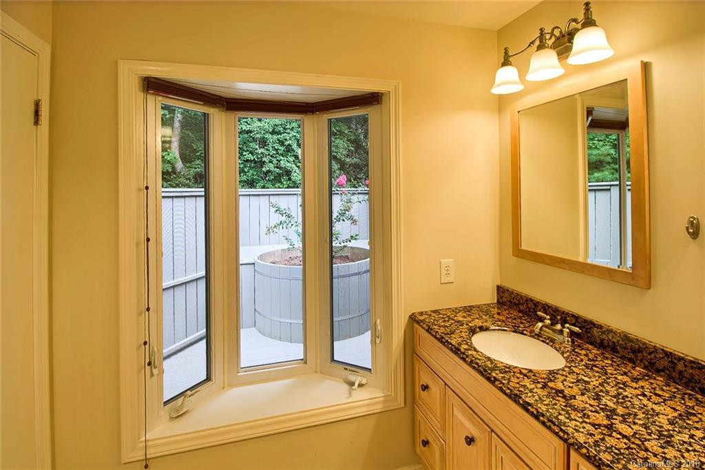 31 Glassy Mountain Drive - Photo 15