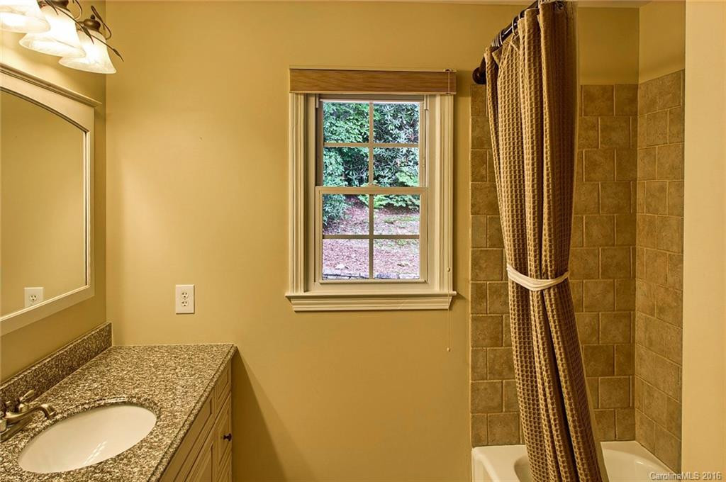 31 Glassy Mountain Drive - Photo 9