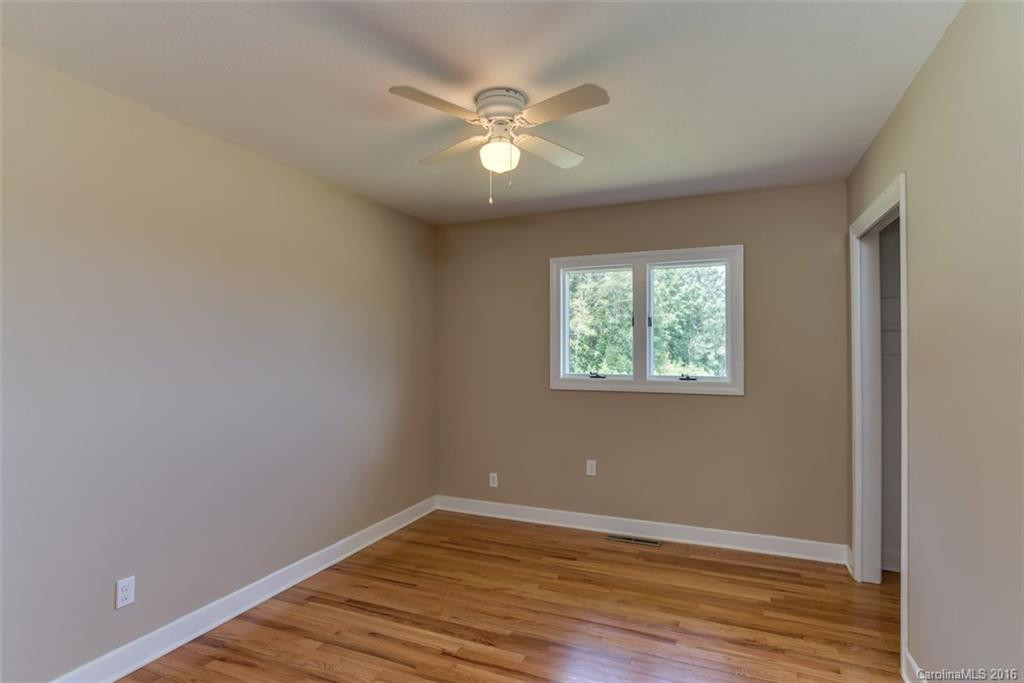419 Hollis Road - Photo 12