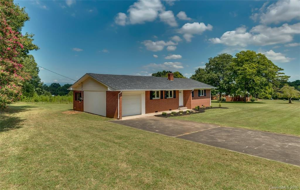 419 Hollis Road - Photo 4