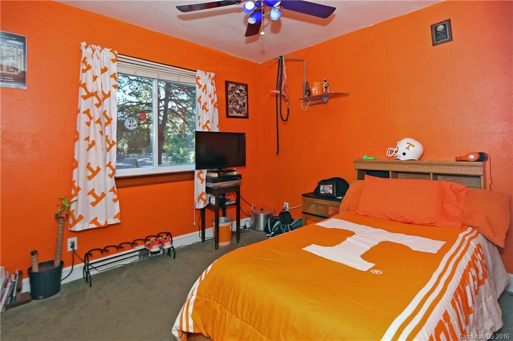 14 Forest Hill Drive - Photo 12