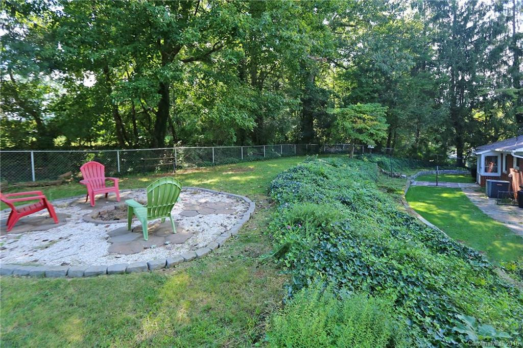 14 Forest Hill Drive - Photo 3