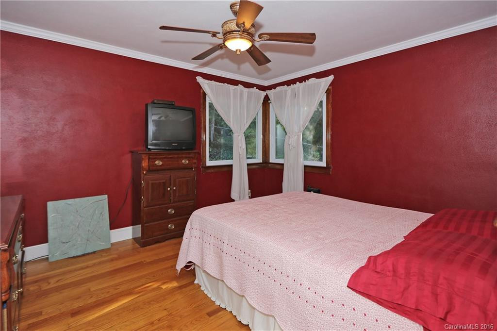 14 Forest Hill Drive - Photo 10