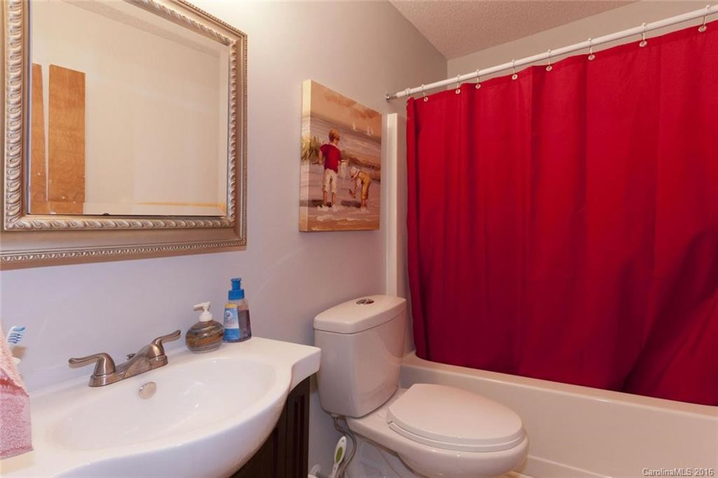 46 Falling Oak Lane - Photo 13