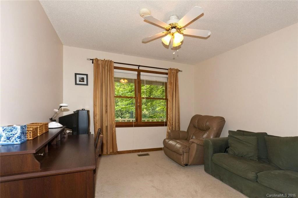46 Falling Oak Lane - Photo 15