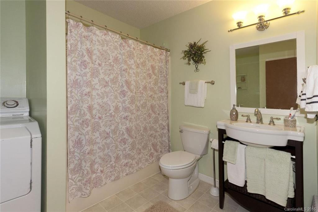 46 Falling Oak Lane - Photo 16