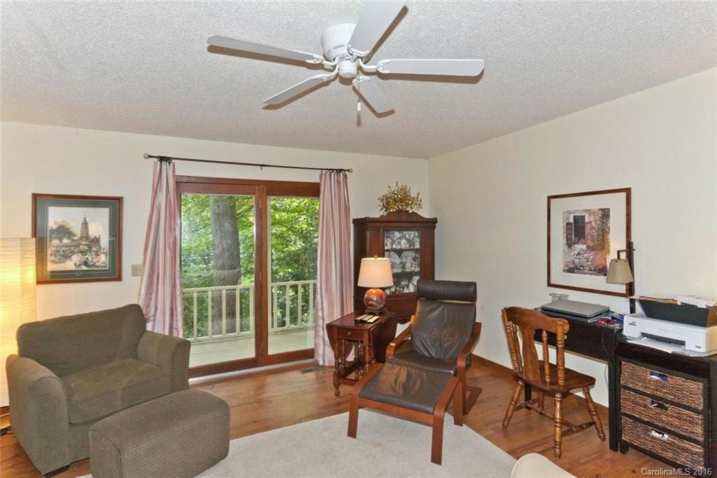 46 Falling Oak Lane - Photo 6