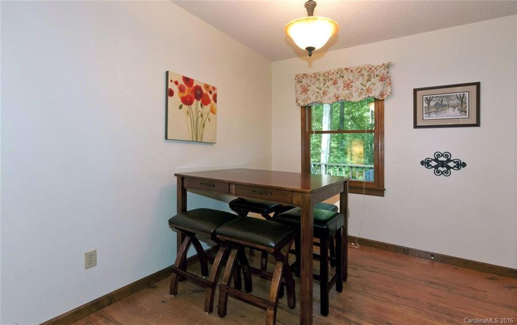 46 Falling Oak Lane - Photo 8