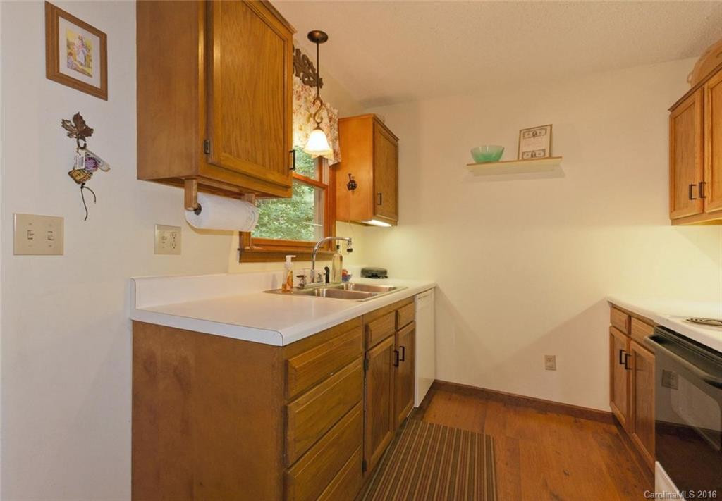 46 Falling Oak Lane - Photo 10