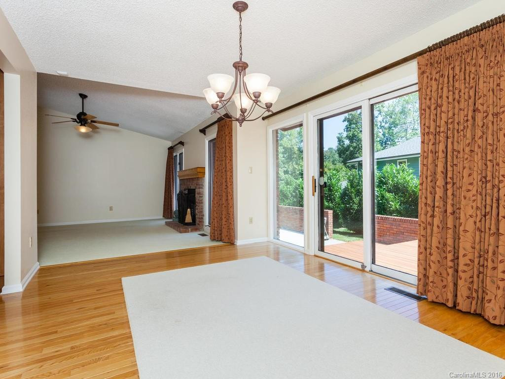 52 Bee Ridge Road - Photo 9