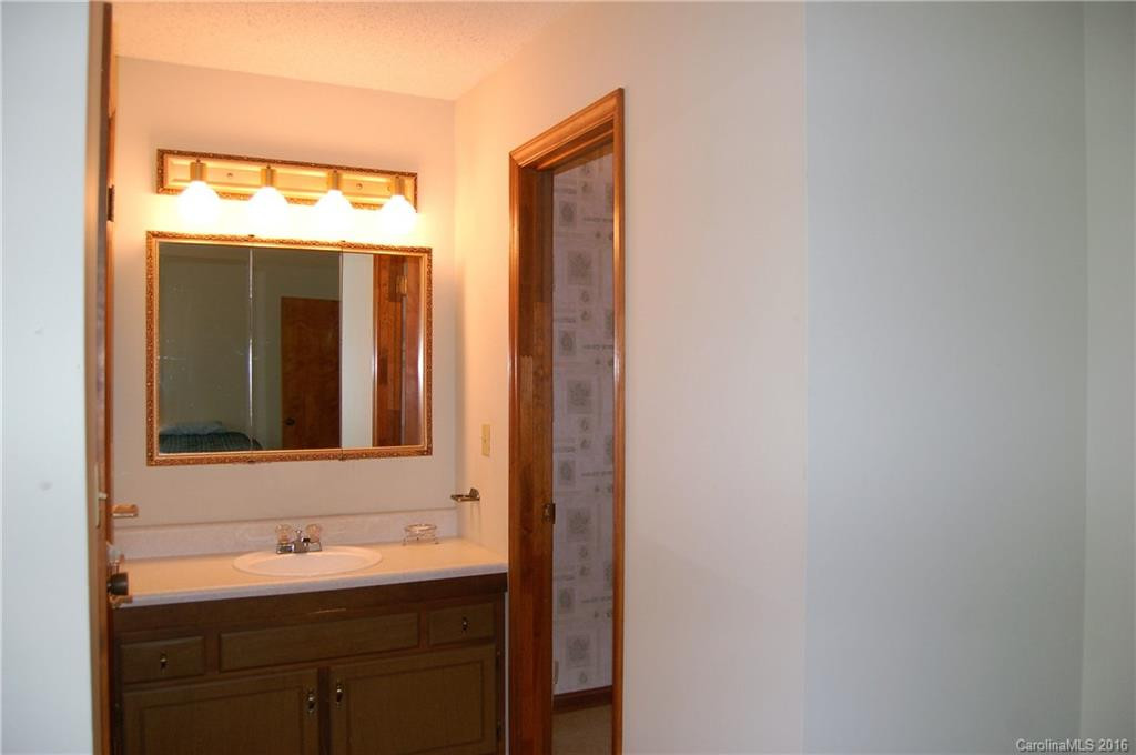 35 George Circle #8 - Photo 12