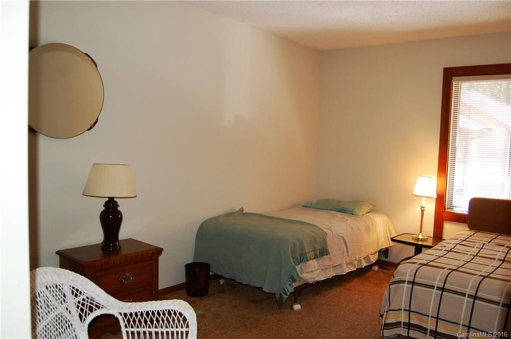 35 George Circle #8 - Photo 14