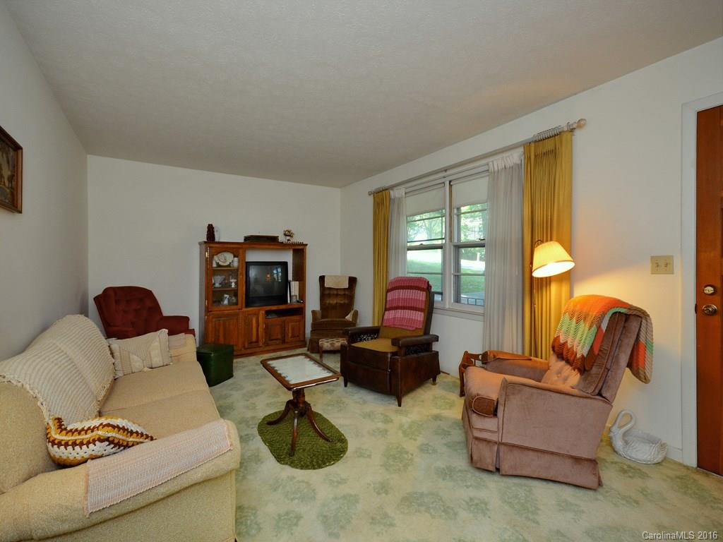3242 Magnolia Drive - Photo 2
