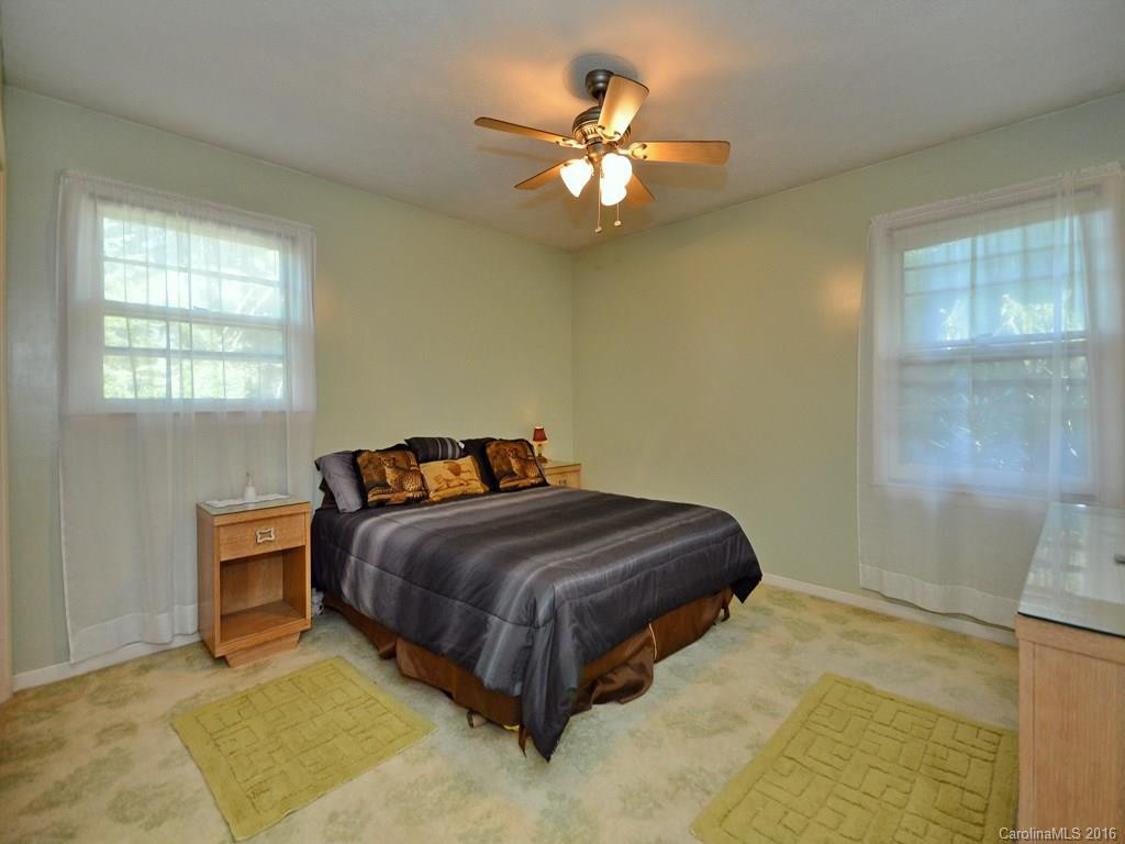 3242 Magnolia Drive - Photo 5