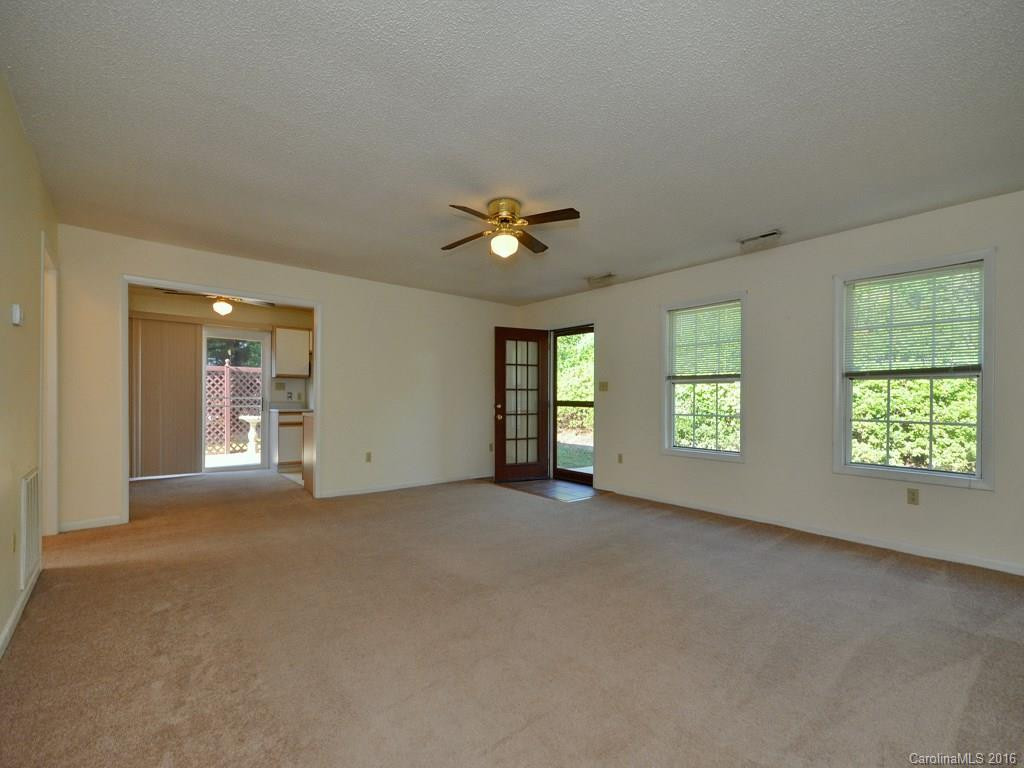 26 Sydney Lane - Photo 2
