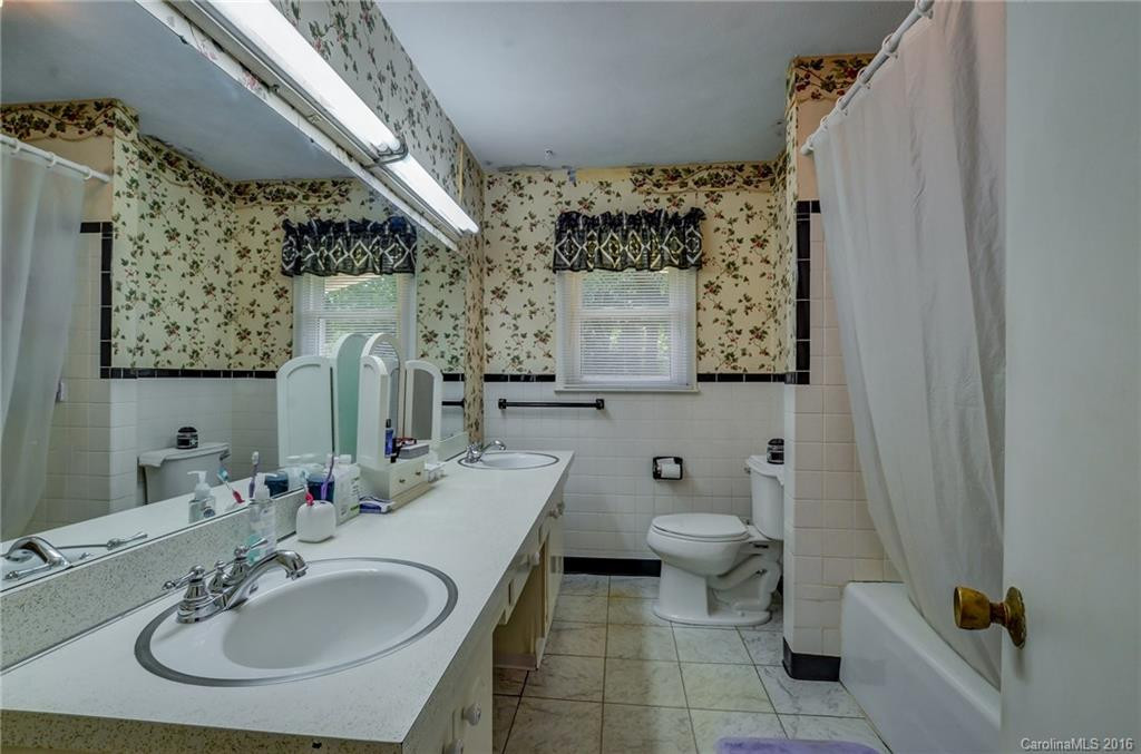 104 Summer Street - Photo 11