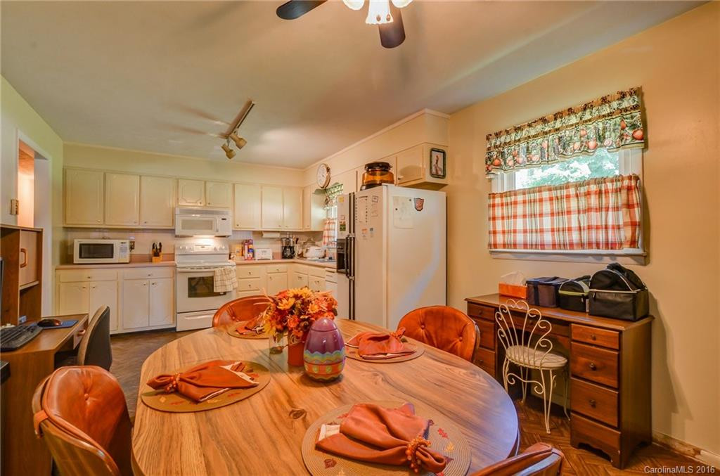 104 Summer Street - Photo 6