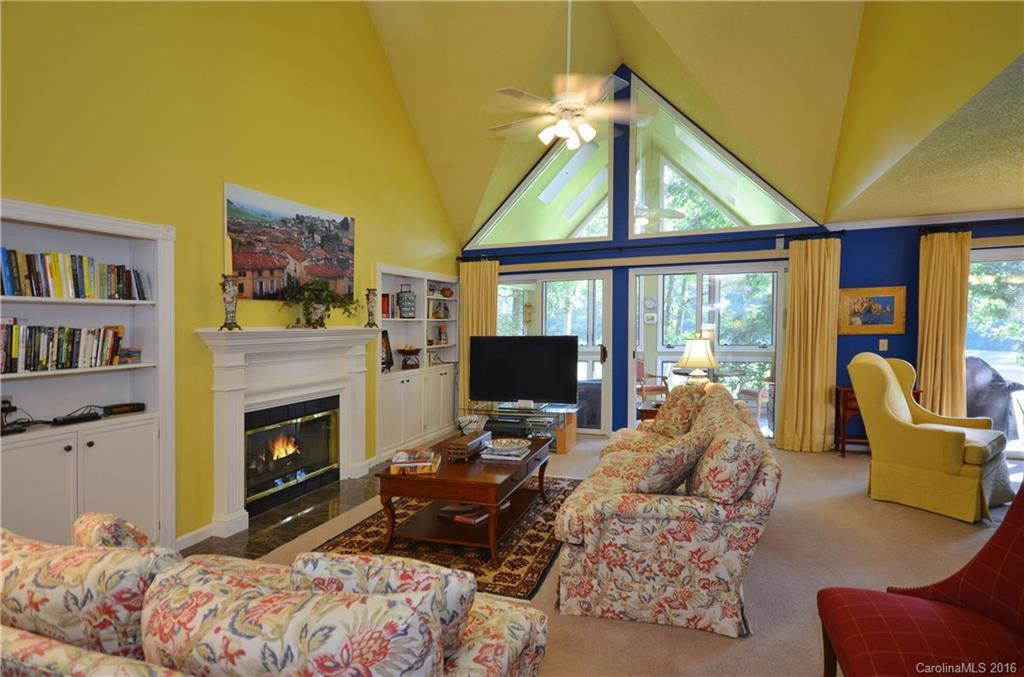 126 Overlook Drive #UNV-35 - Photo 4