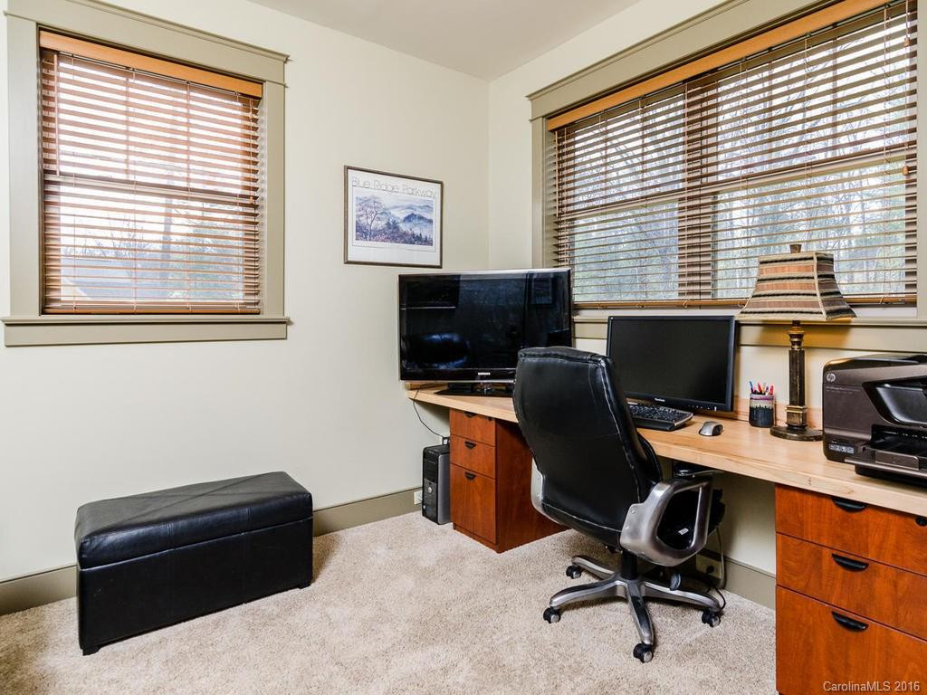 102 Bridgewater Drive - Photo 14