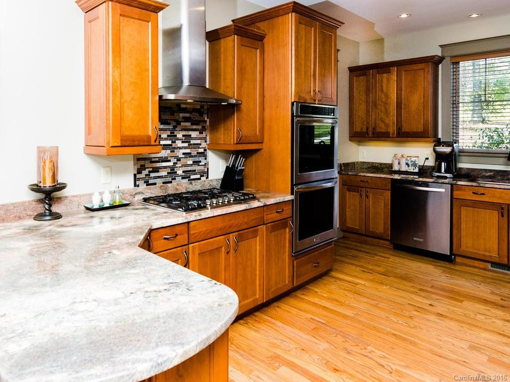 102 Bridgewater Drive - Photo 6