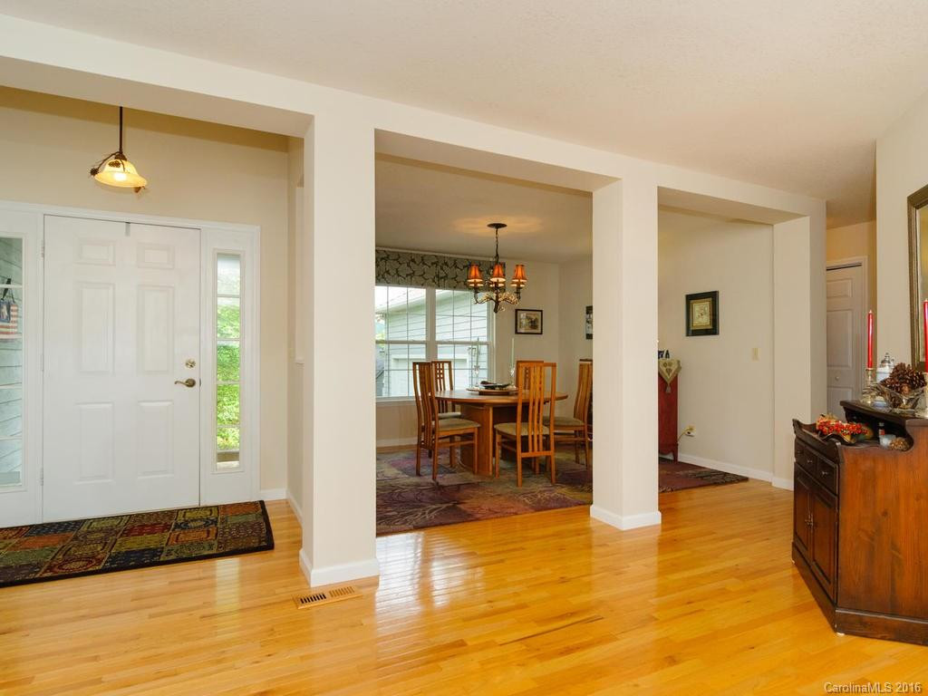 175 Eagle Ridge Circle - Photo 2