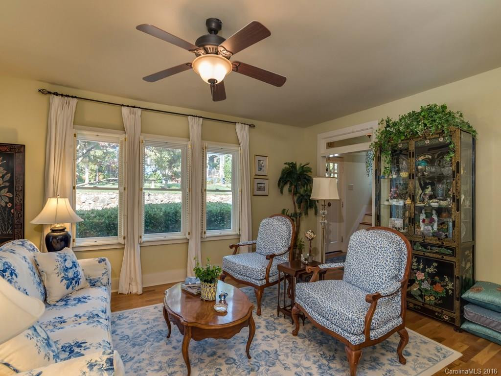 53 Lyncourt Drive - Photo 3