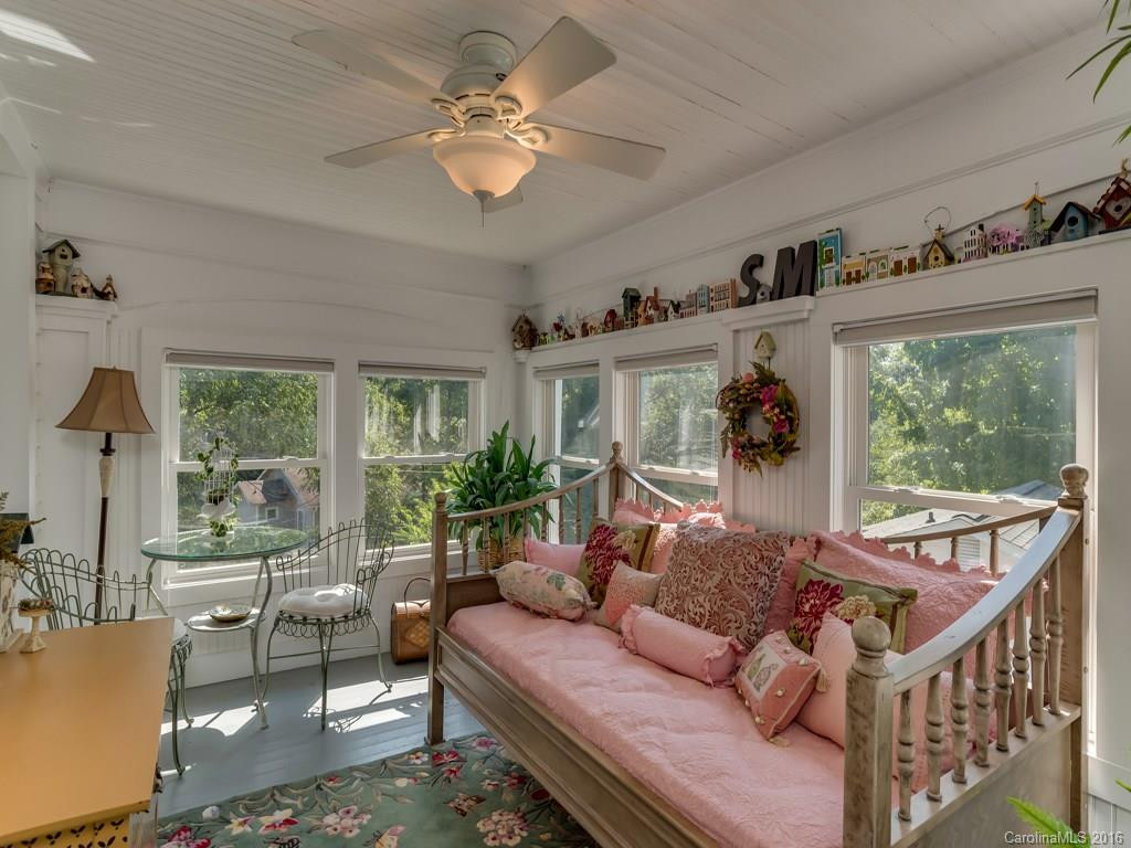 53 Lyncourt Drive - Photo 9