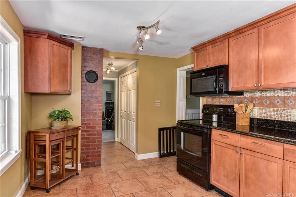 589 Sand Hill Road - Photo 13