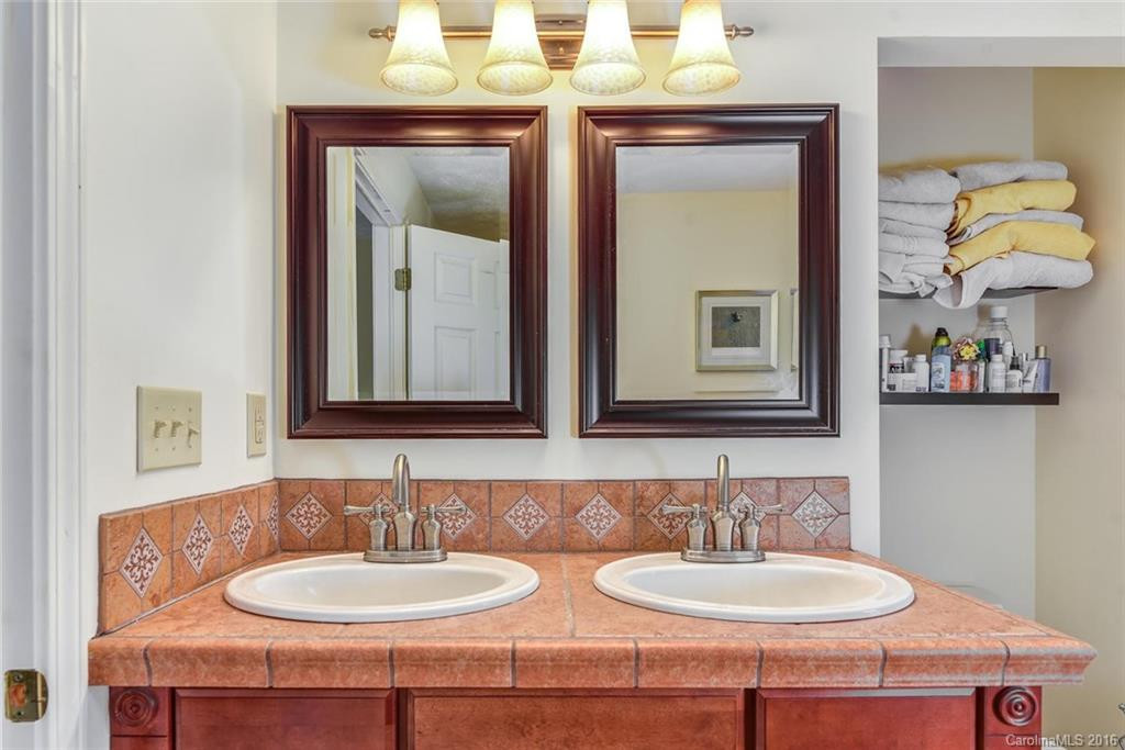 589 Sand Hill Road - Photo 17