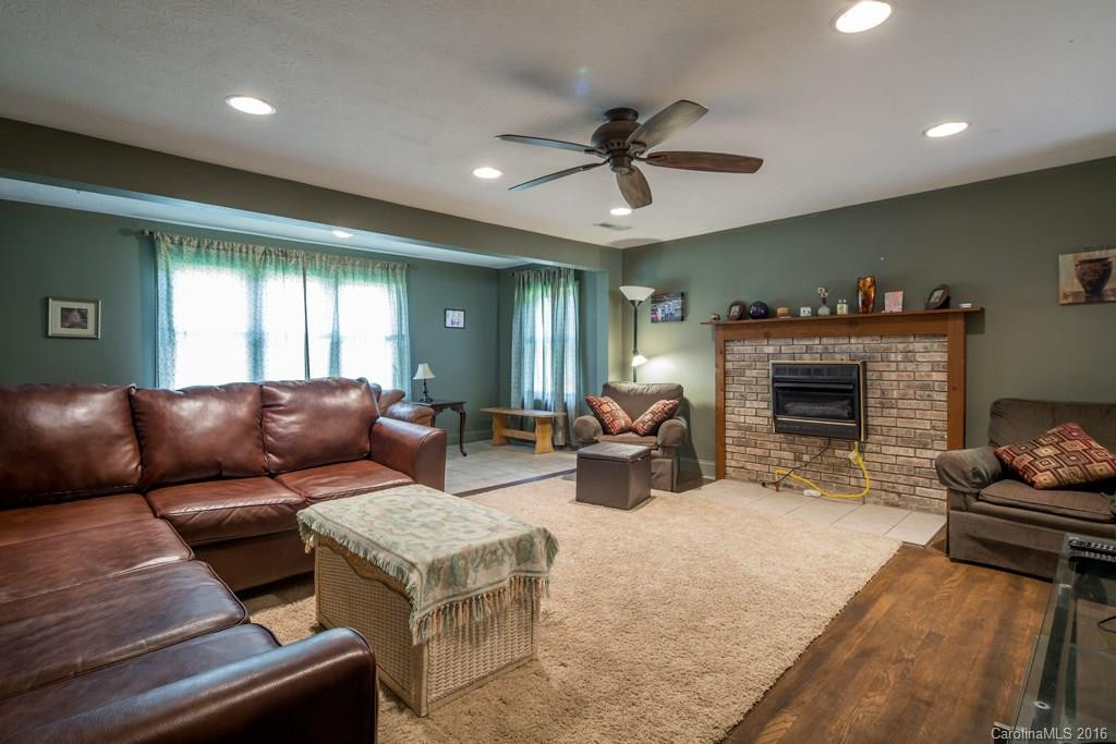 203 Regan Street #N/A - Photo 3