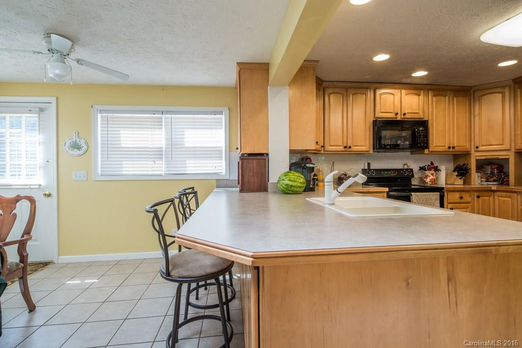 203 Regan Street #N/A - Photo 10