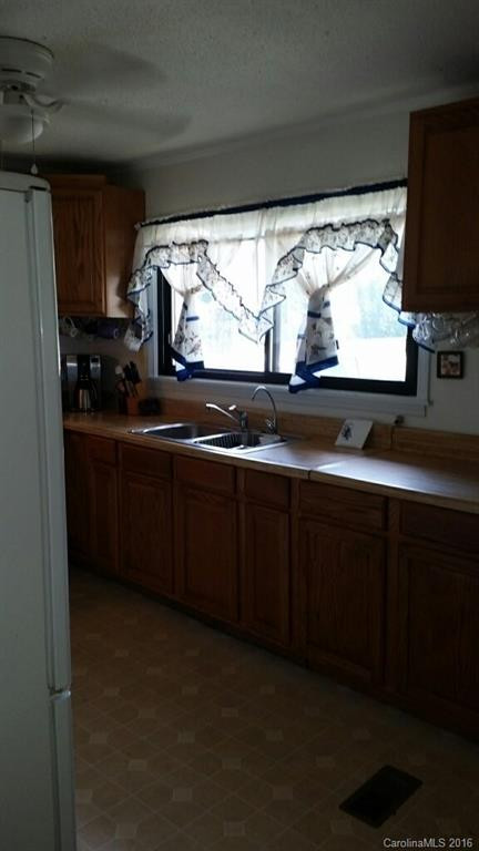 476 Pisgah Drive - Photo 9