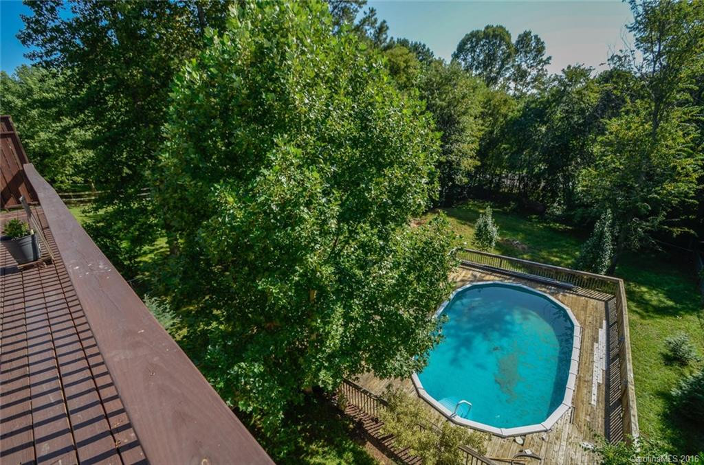 5 Westmont Drive - Photo 10