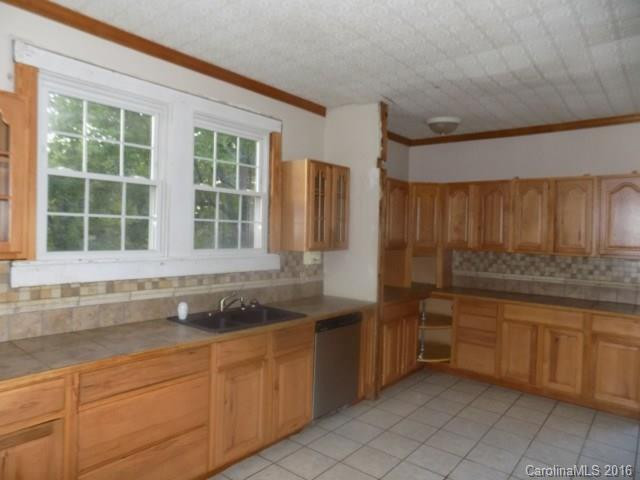 5621 US 221a Highway - Photo 2