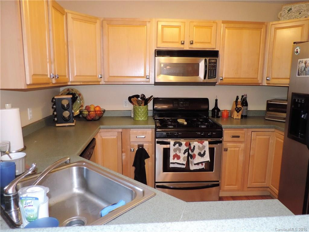 11 Grove Garden Road #23 - Photo 4