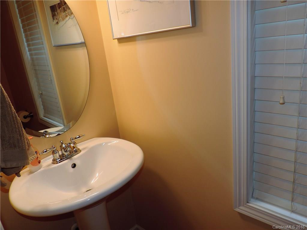 11 Grove Garden Road #23 - Photo 8
