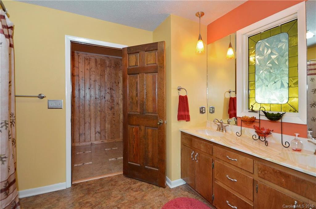260 Lloyds Mountain Ridge - Photo 22