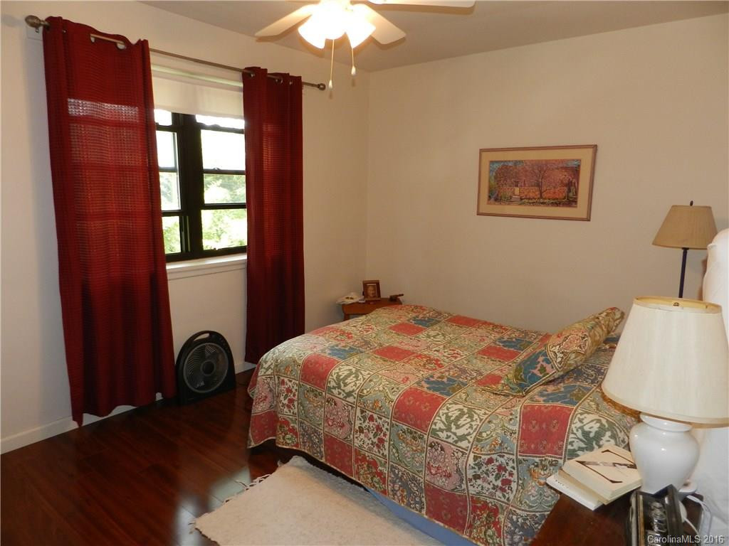 615 Biltmore Avenue #O-4 - Photo 6