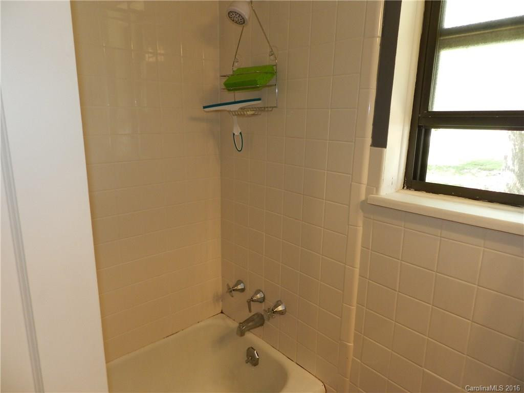 615 Biltmore Avenue #O-4 - Photo 8