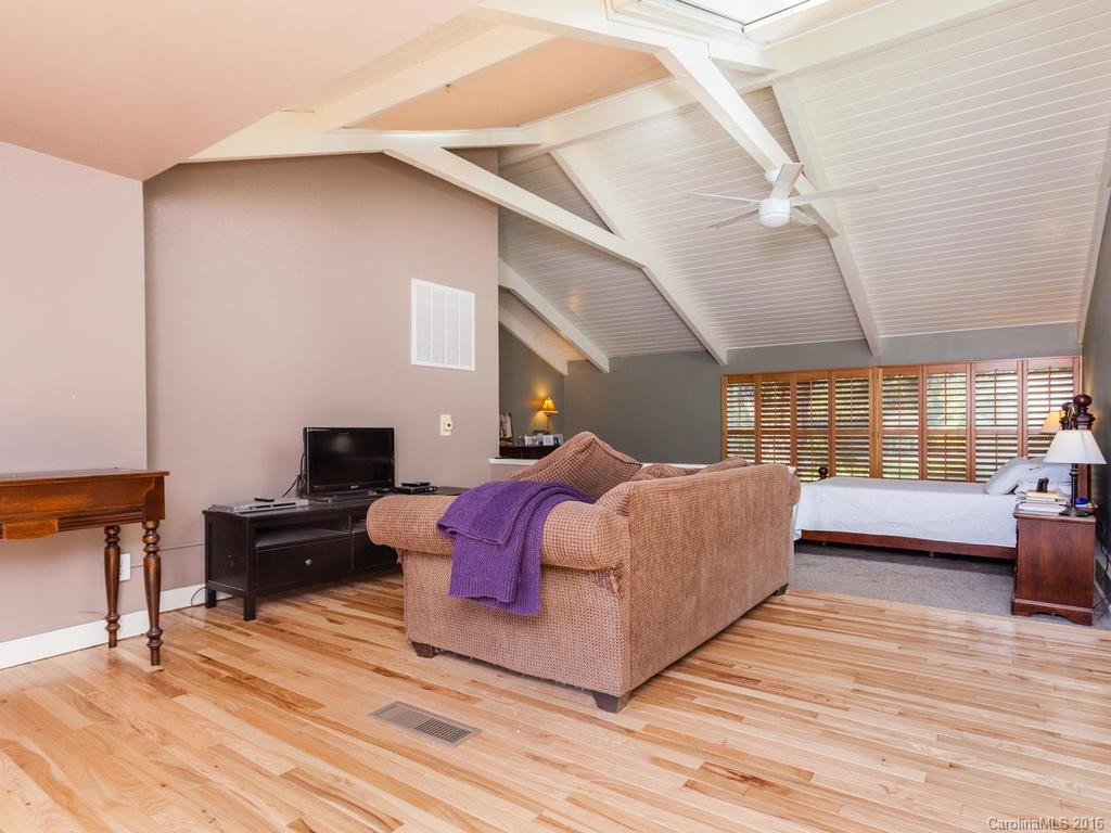 308 Crooked Creek Road - Photo 11