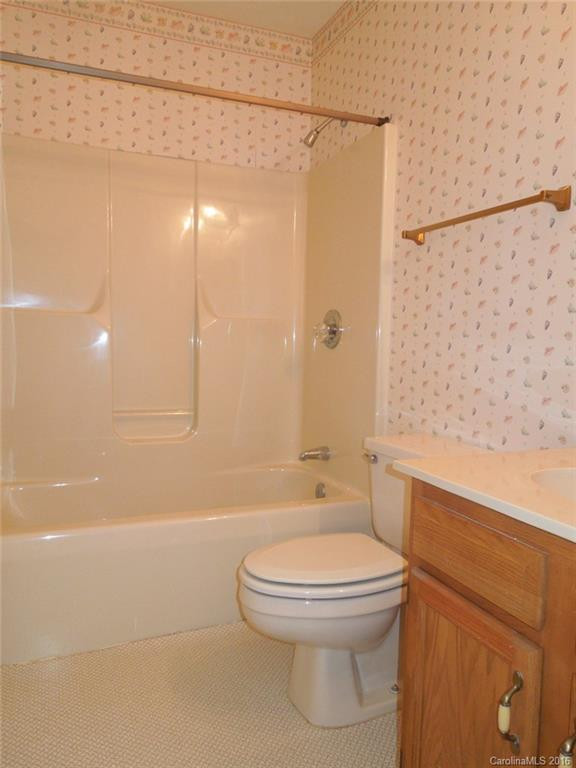 1753 Haywood Manor Road #D-7 CL B Haywood Manor - Photo 17