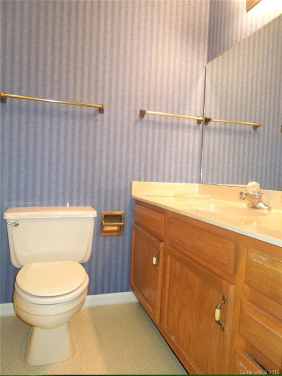 1753 Haywood Manor Road #D-7 CL B Haywood Manor - Photo 10