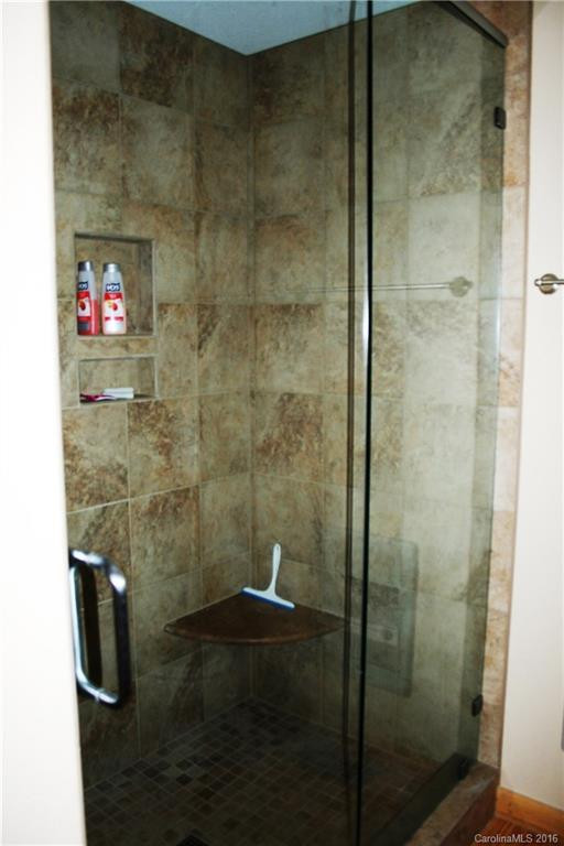 286 Goldenleaf Road - Photo 13