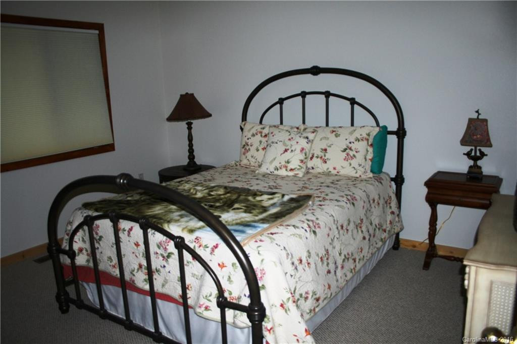 286 Goldenleaf Road - Photo 14
