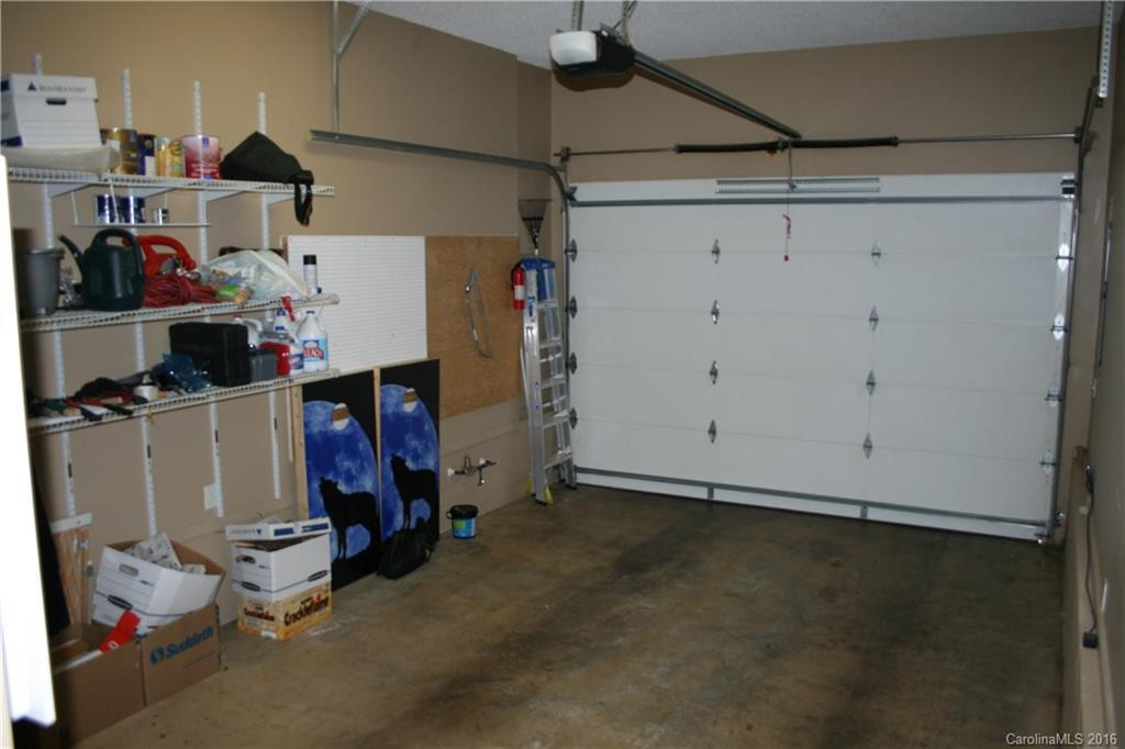 286 Goldenleaf Road - Photo 16