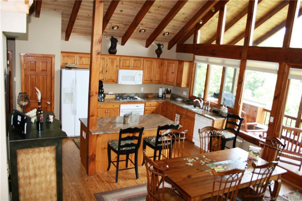 286 Goldenleaf Road - Photo 6