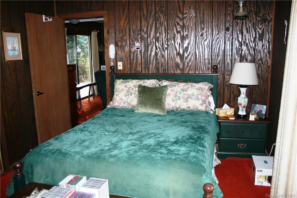 382 Upper Lookout Drive - Photo 8